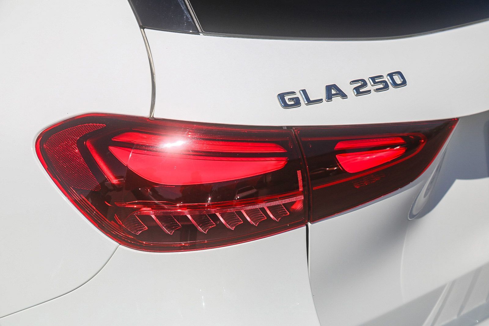 2025 Mercedes-Benz GLA GLA 250 photo 3