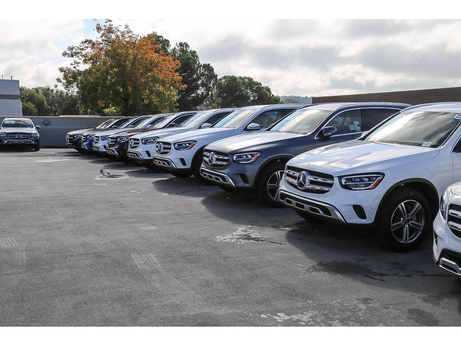 2024 Mercedes-Benz E-Class E350 - Photo 38