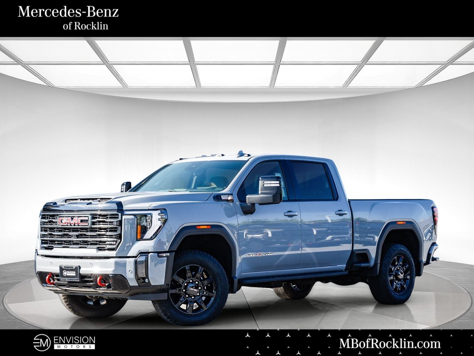 2024 GMC Sierra 4WD Crew Cab Standard Box AT4's photo