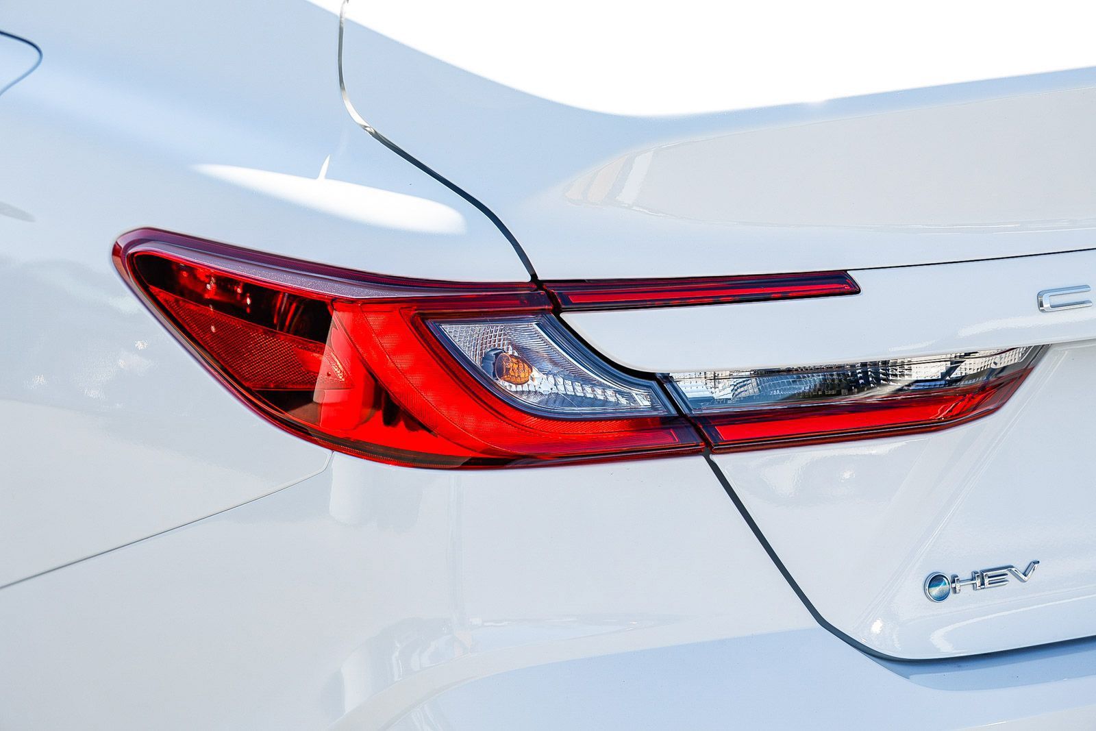 2026 Toyota Camry LE photo 3