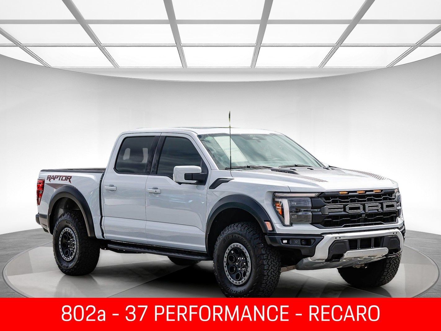 2025 Ford F-150 Raptor photo 4