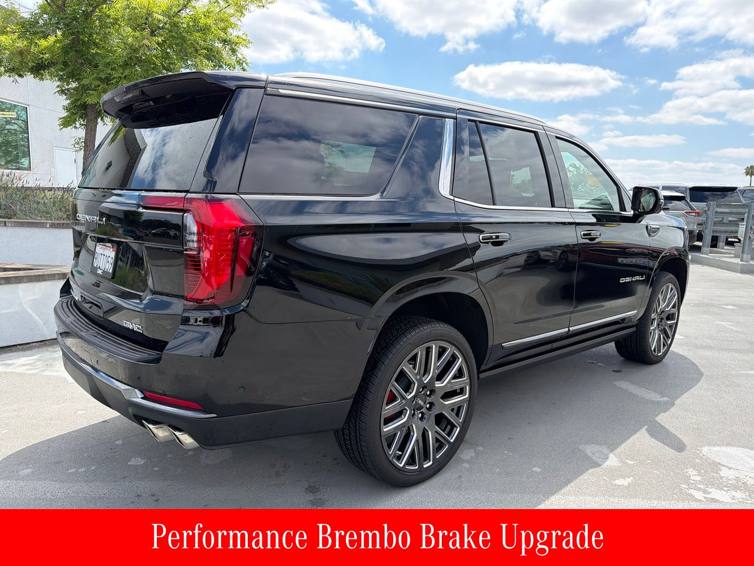 2025 GMC Yukon Denali Ultimate photo 6