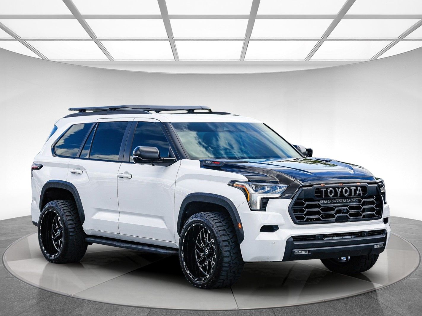 2025 Toyota Sequoia TRD Pro photo 4