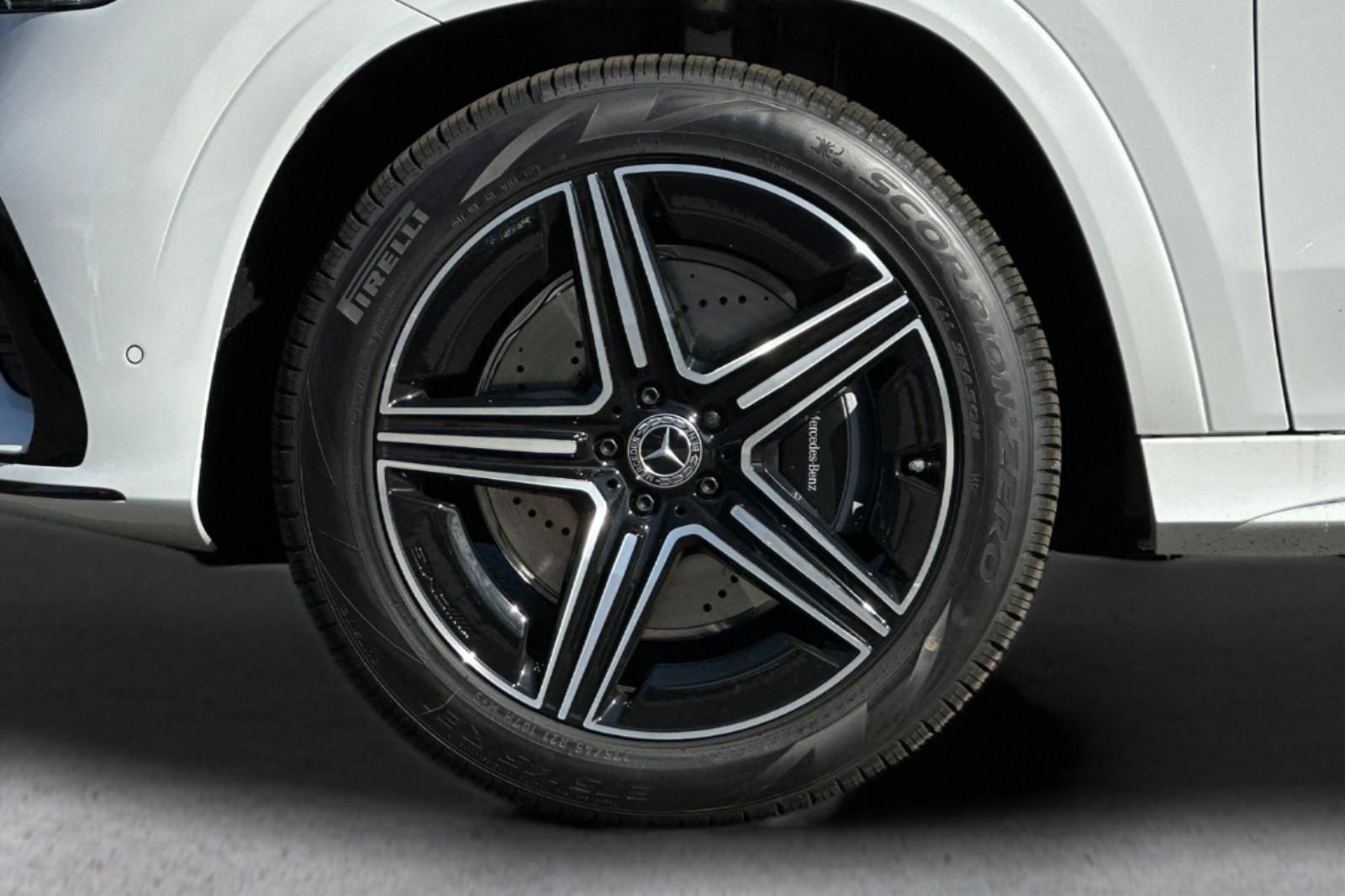 2025 Mercedes-Benz GLE GLE350 - Photo 35