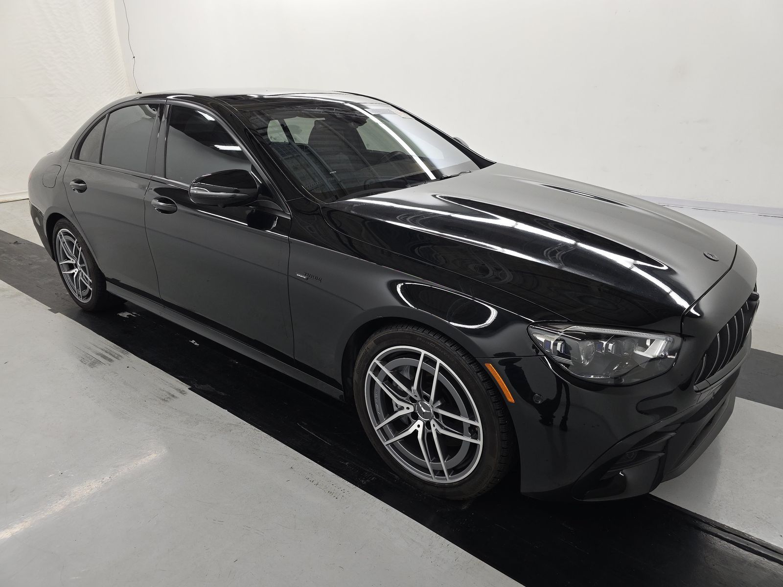 2022 Mercedes-Benz E-Class AMG E 53's photo