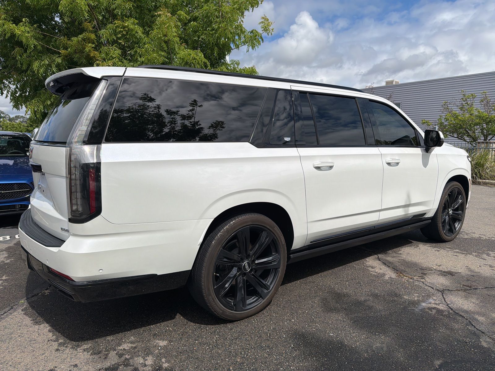 2025 Cadillac Escalade ESV Sport Platinum photo 6