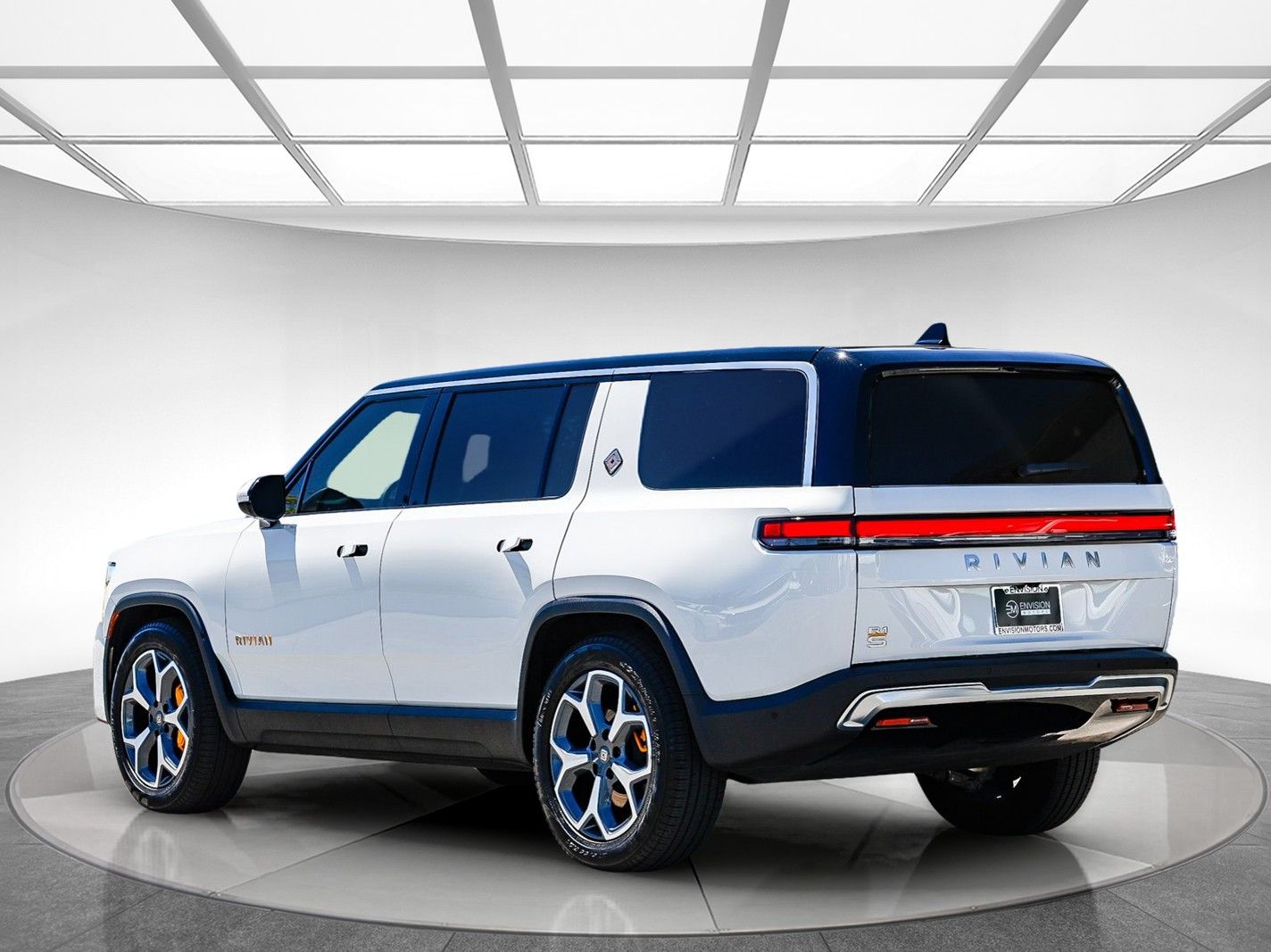 Used 2024 Rivian R1S Adventure with VIN 7PDSGABA1RN033310 for sale in Rocklin, CA