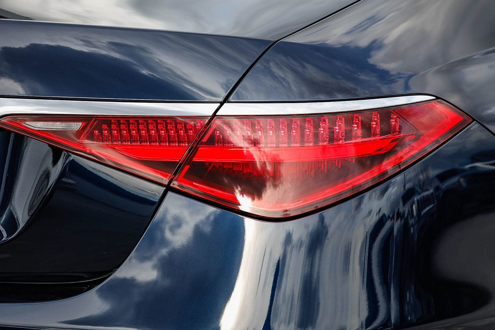 2023 Mercedes-Benz S-Class S 500 photo 3