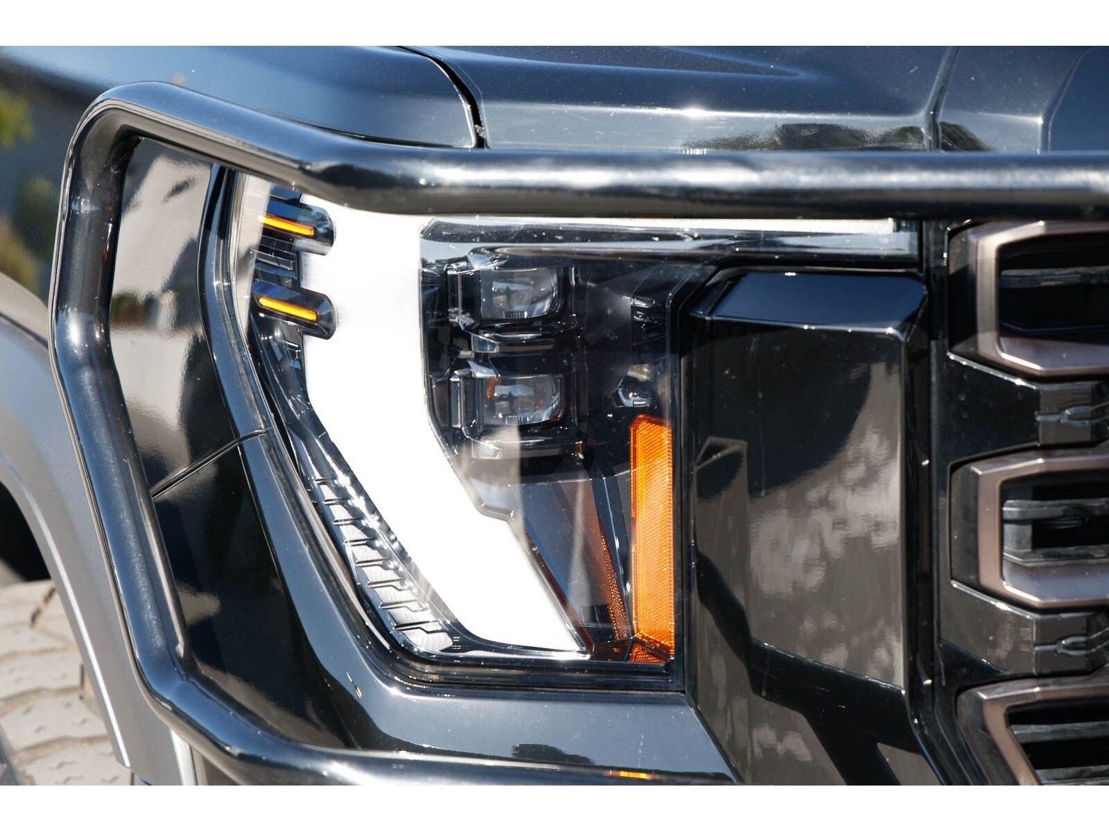 2024 GMC Sierra 2500HD AT4X - Photo 8