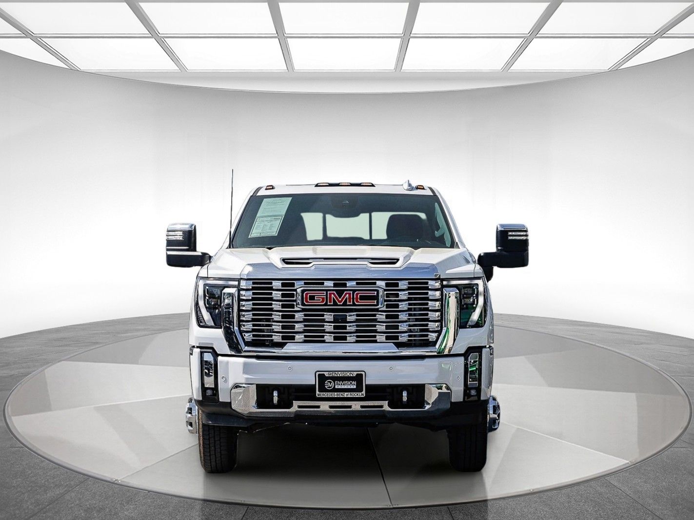 2025 GMC Sierra 3500HD Denali photo 5