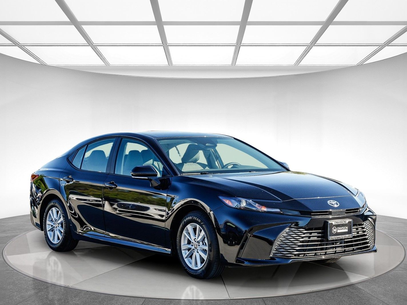 2026 Toyota Camry LE photo 4