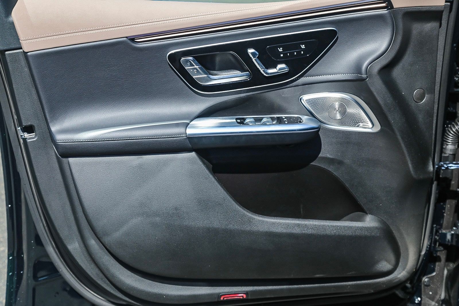 2024 Mercedes-Benz EQE SUV Base - Photo 19