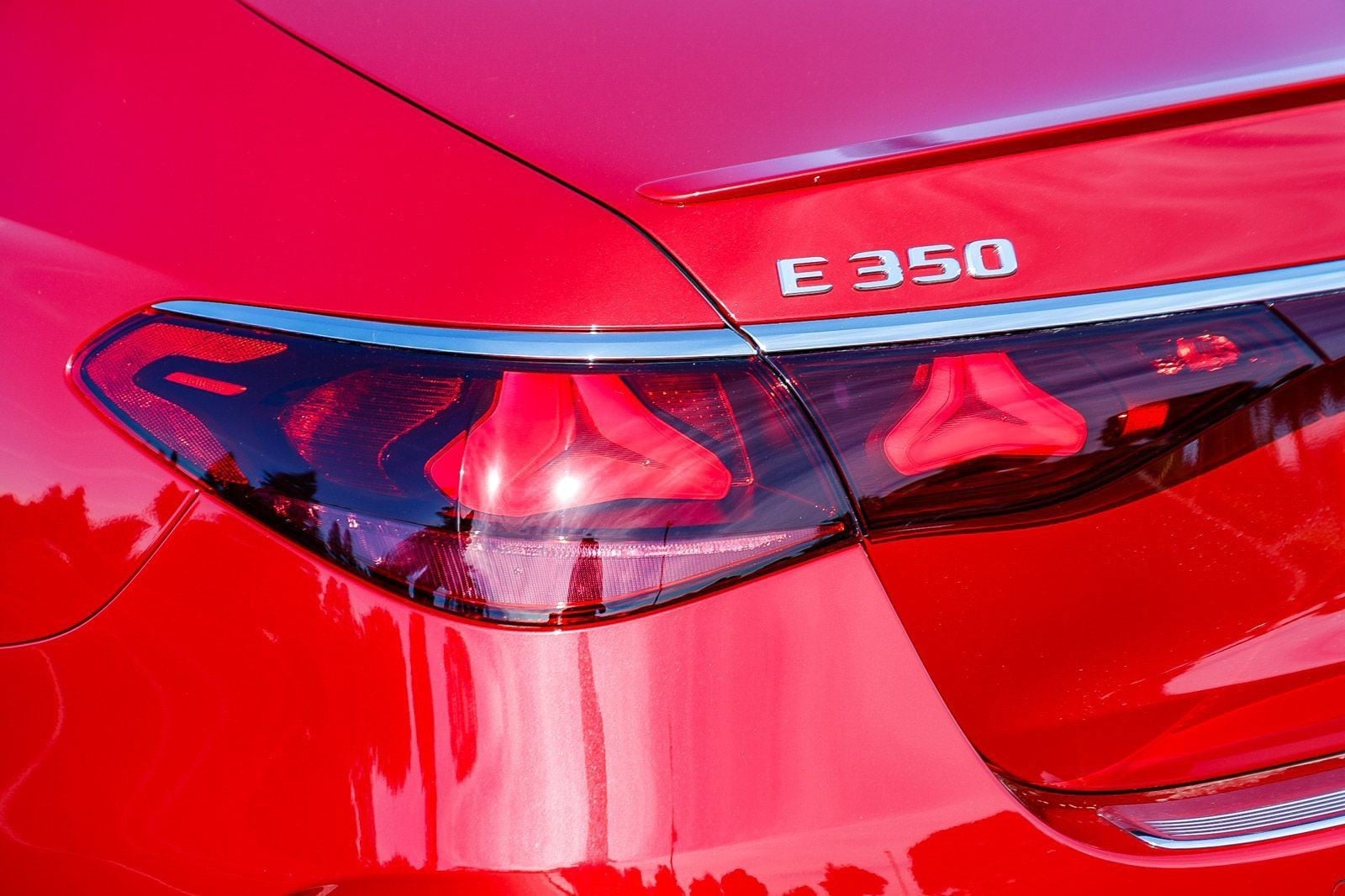 2026 Mercedes-Benz E-Class E350 - Photo 9