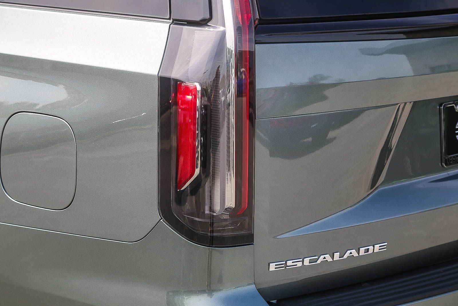 2023 Cadillac Escalade ESV V-Series photo 3