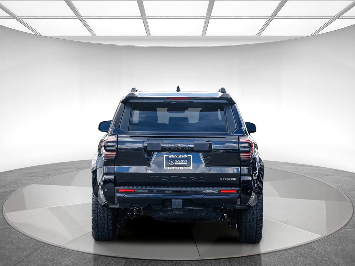 2025 Toyota 4Runner i-Force MAX Hybrid TRD Pro photo 2