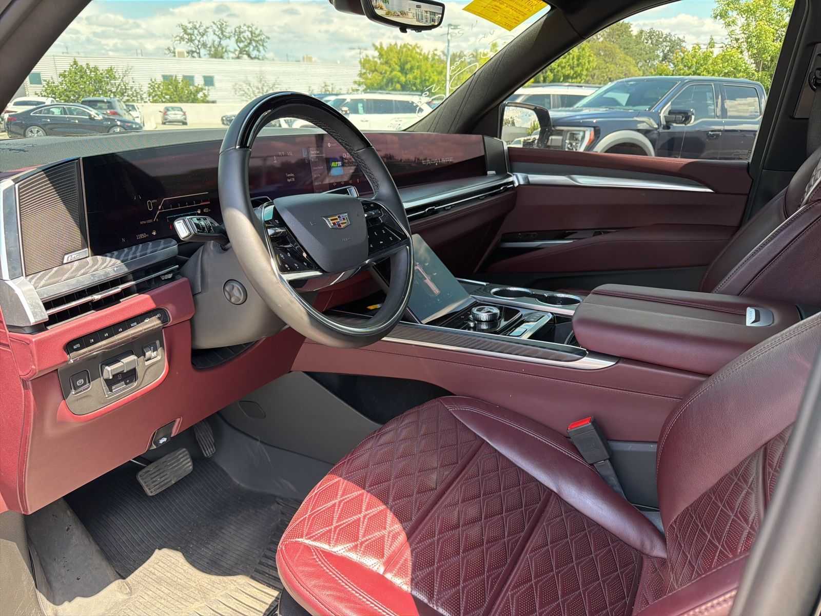2025 Cadillac Escalade ESV Sport photo 2