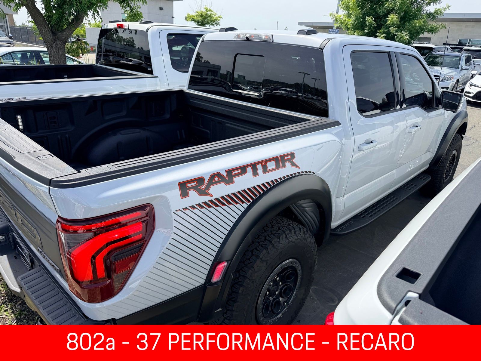 2025 Ford F-150 Raptor photo 6