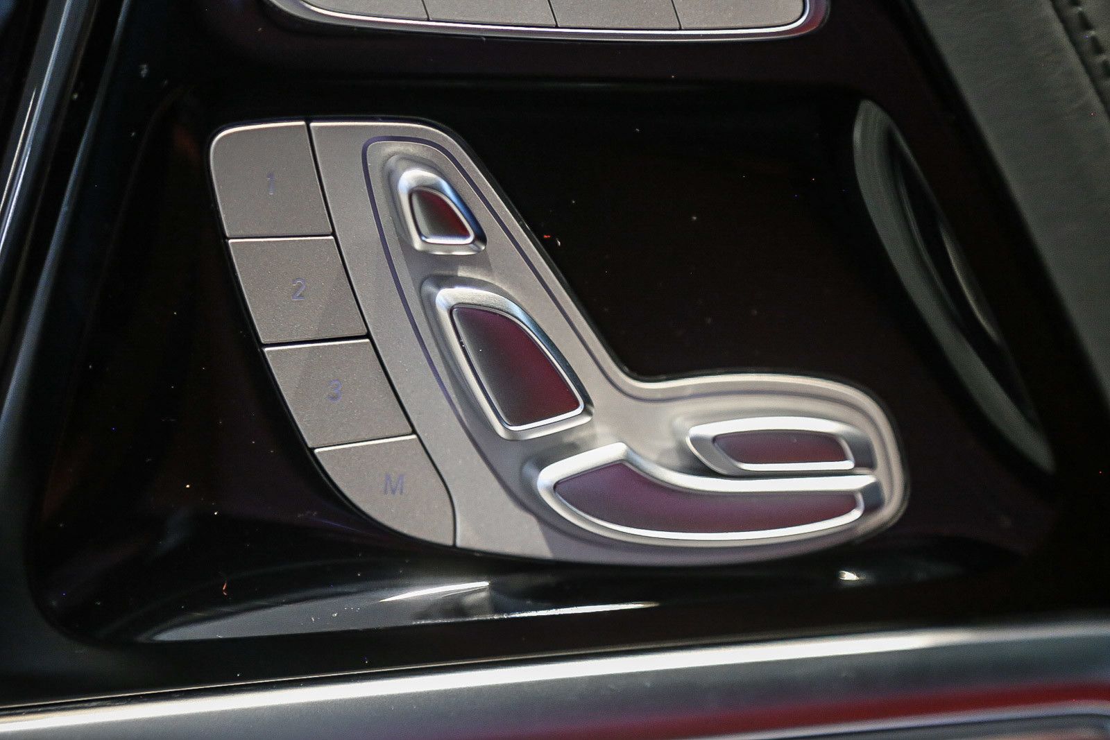 2024 Mercedes-Benz G-Class AMG G63 - Photo 17