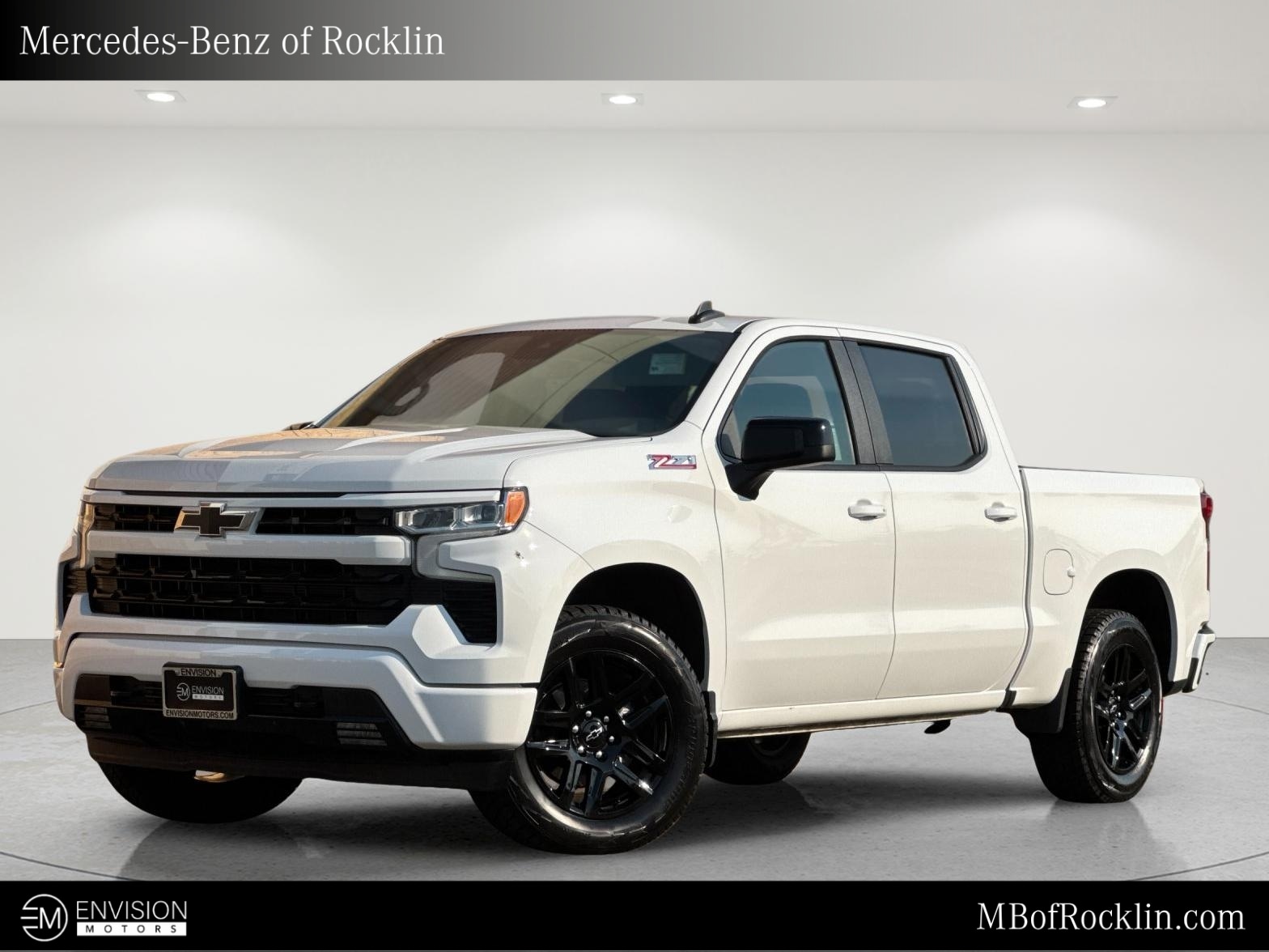 Summit White 2023 Chevrolet Silverado 1500 Pickup Truck Four-Wheel Drive Automatic