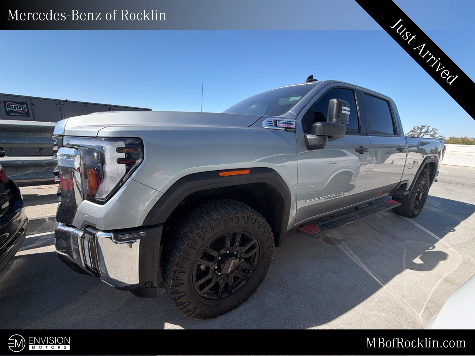  2024 GMC Sierra 2500HD Pro Crew Cab 4WD   