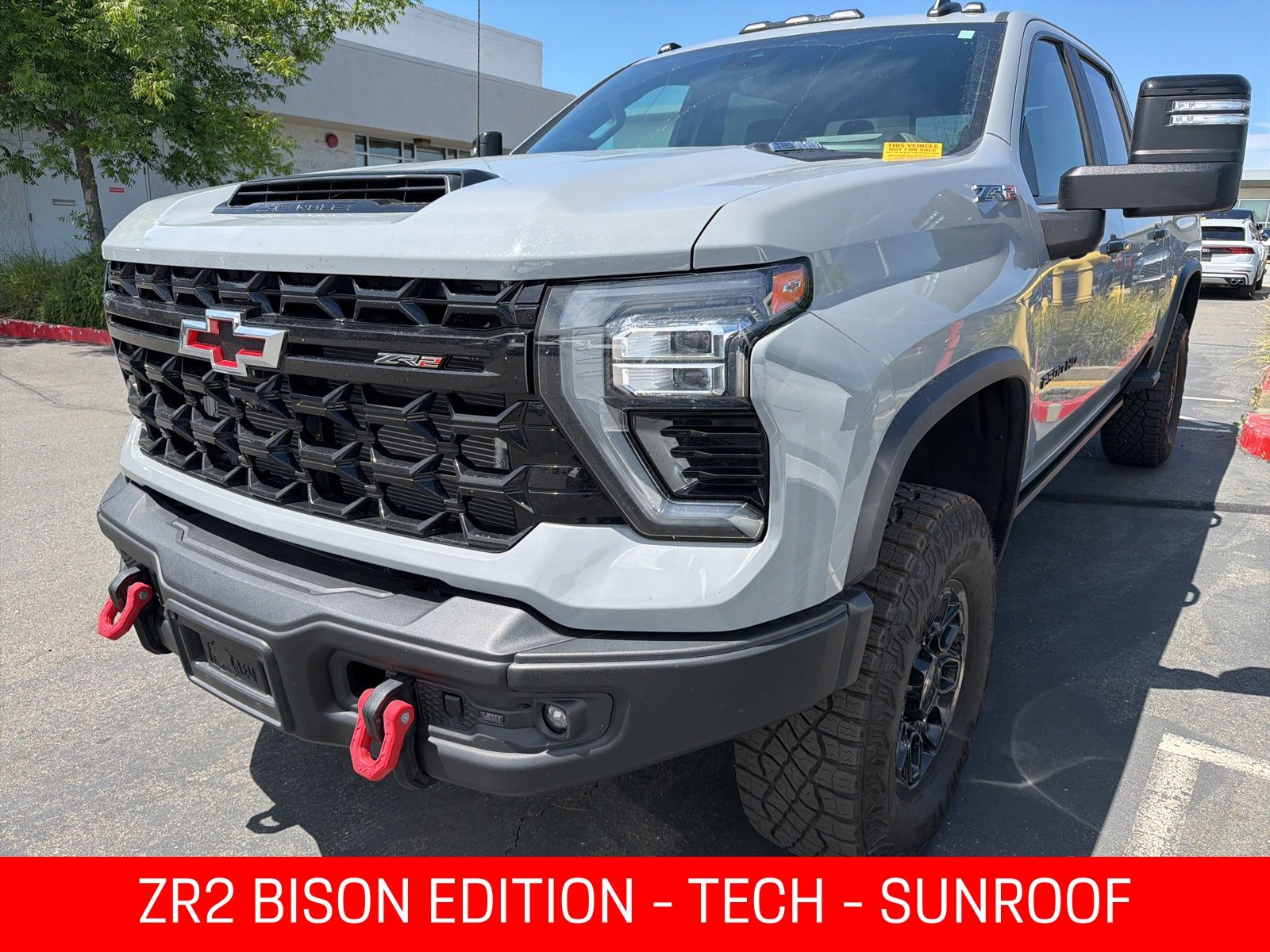 2024 Chevrolet Silverado 2500HD ZR2 photo 2