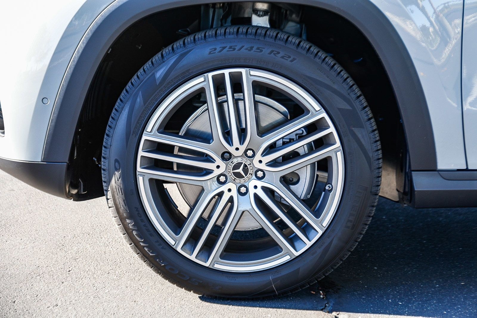 2026 Mercedes-Benz GLS Base - Photo 9