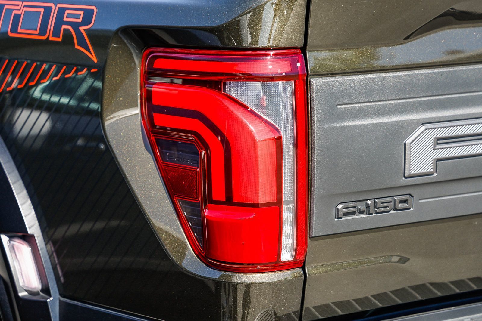 2024 Ford F-150 Raptor photo 3