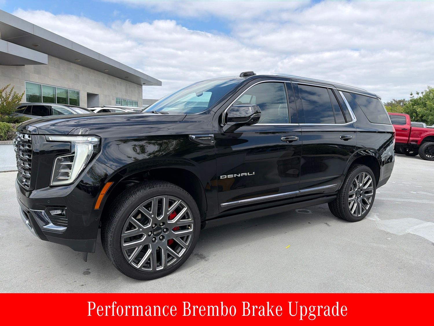 2025 GMC Yukon Denali Ultimate photo 2