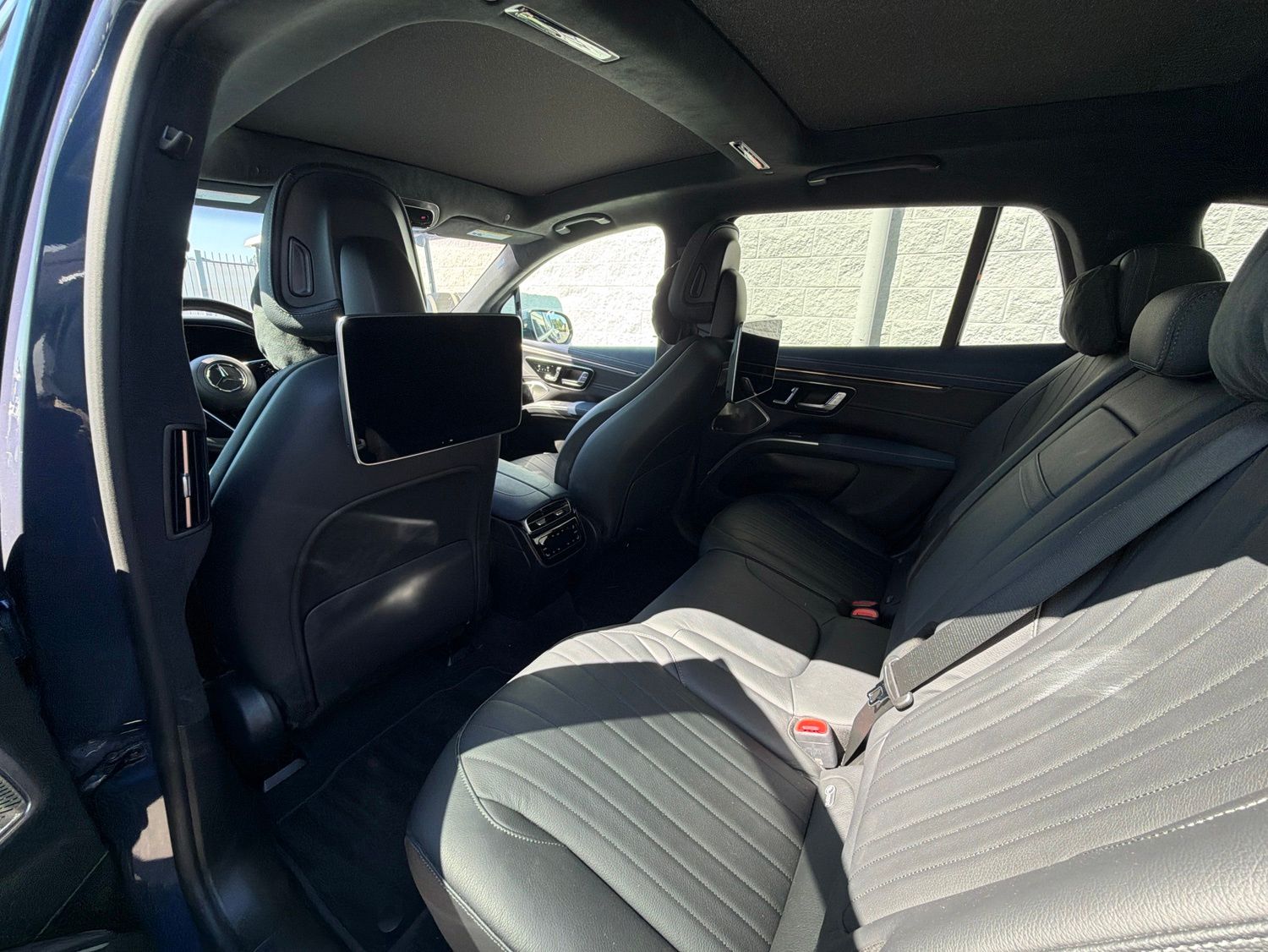 2023 Mercedes-Benz EQS 580 photo 3