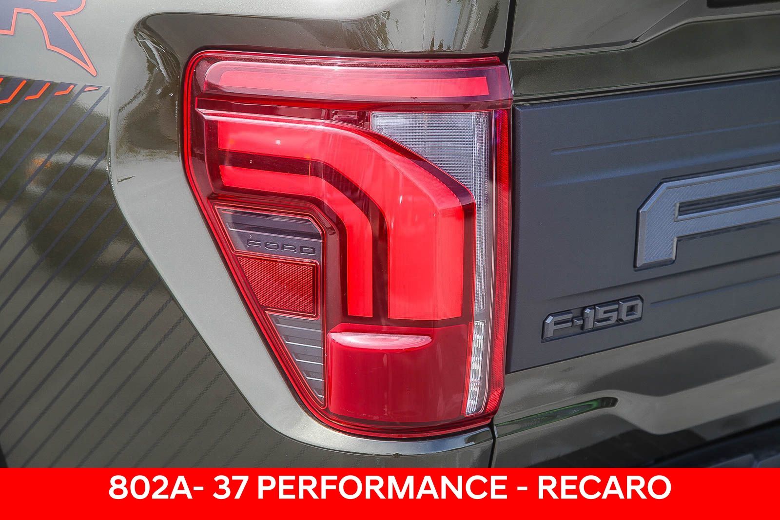 2025 Ford F-150 Raptor photo 3