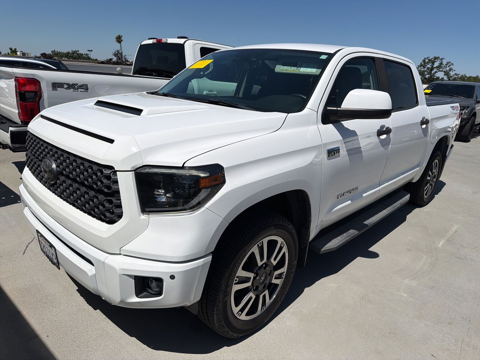 2020 Toyota Tundra SR5 5.7L 4WD Crew Max Short Bed's photo