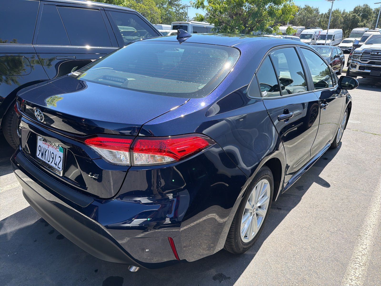 2026 Toyota Corolla LE photo 3