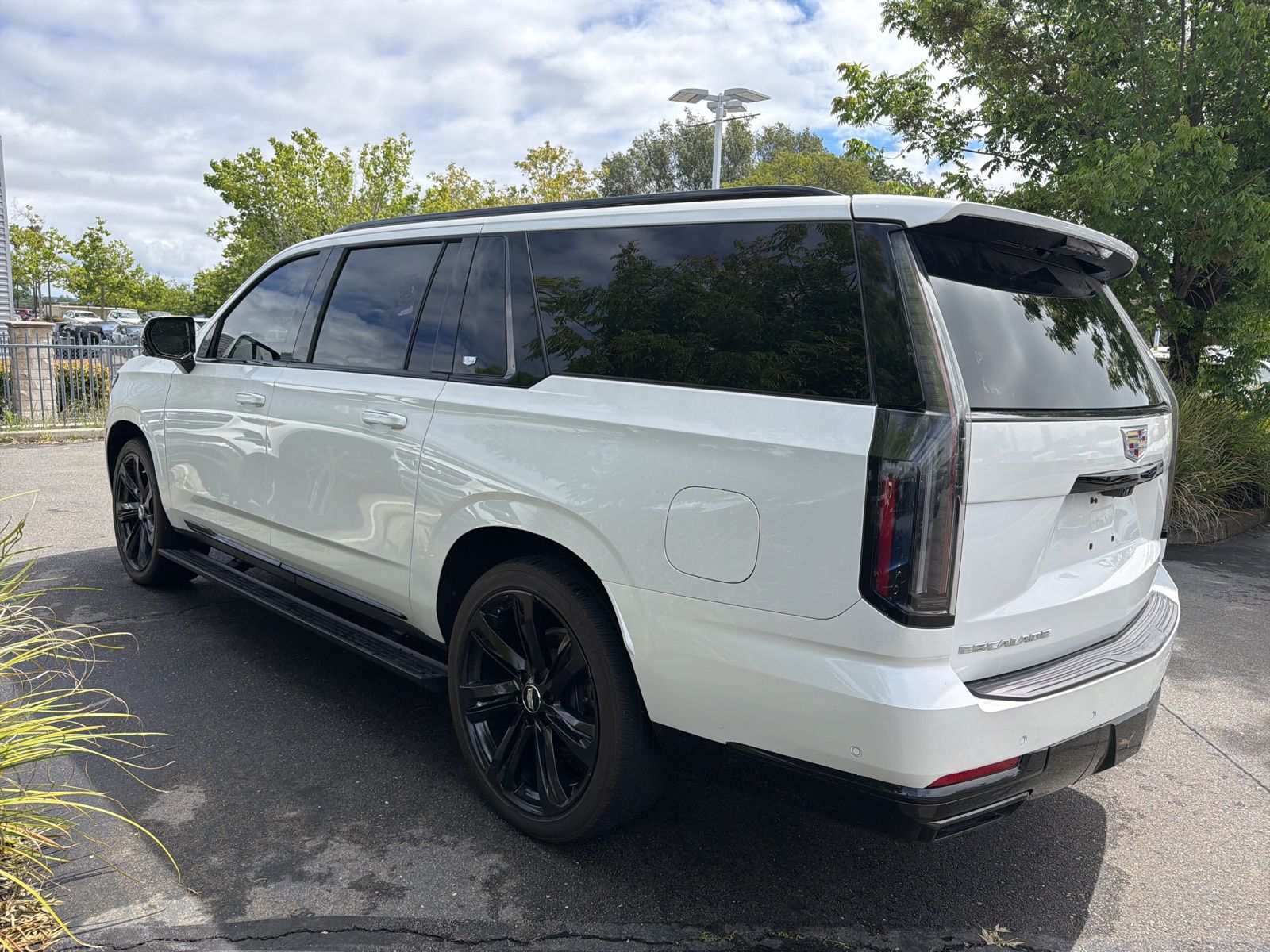 2025 Cadillac Escalade ESV Sport Platinum photo 5