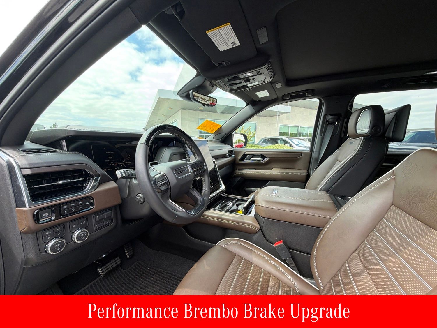 2025 GMC Yukon Denali Ultimate photo 3