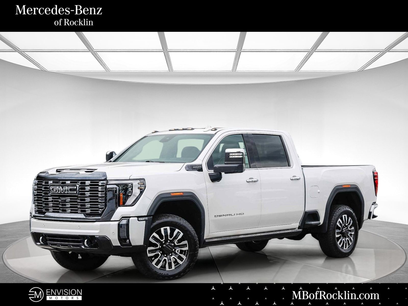 2024 GMC Sierra 4WD Crew Cab Long Box Denali Ultimate's photo
