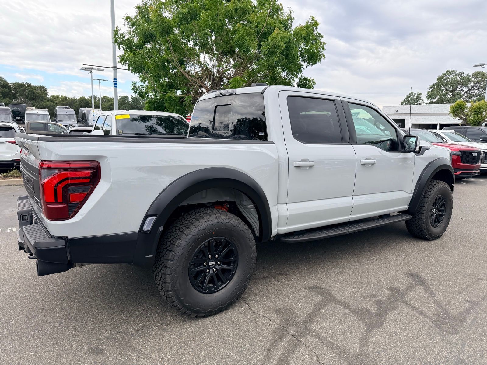 2026 Ford F-150 Raptor photo 3