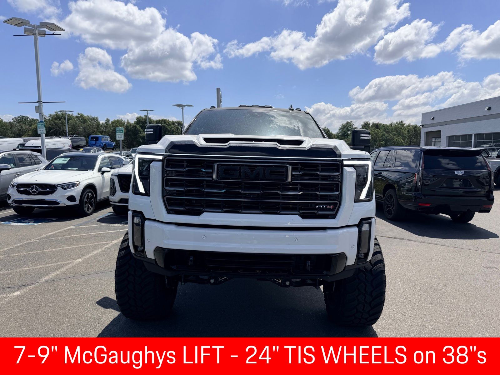 2024 GMC Sierra 2500HD AT4 photo 2
