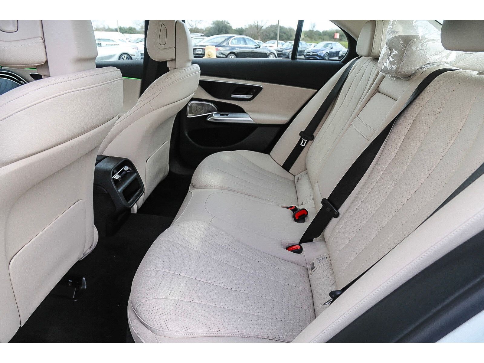 2024 Mercedes-Benz E-Class E350 - Photo 17