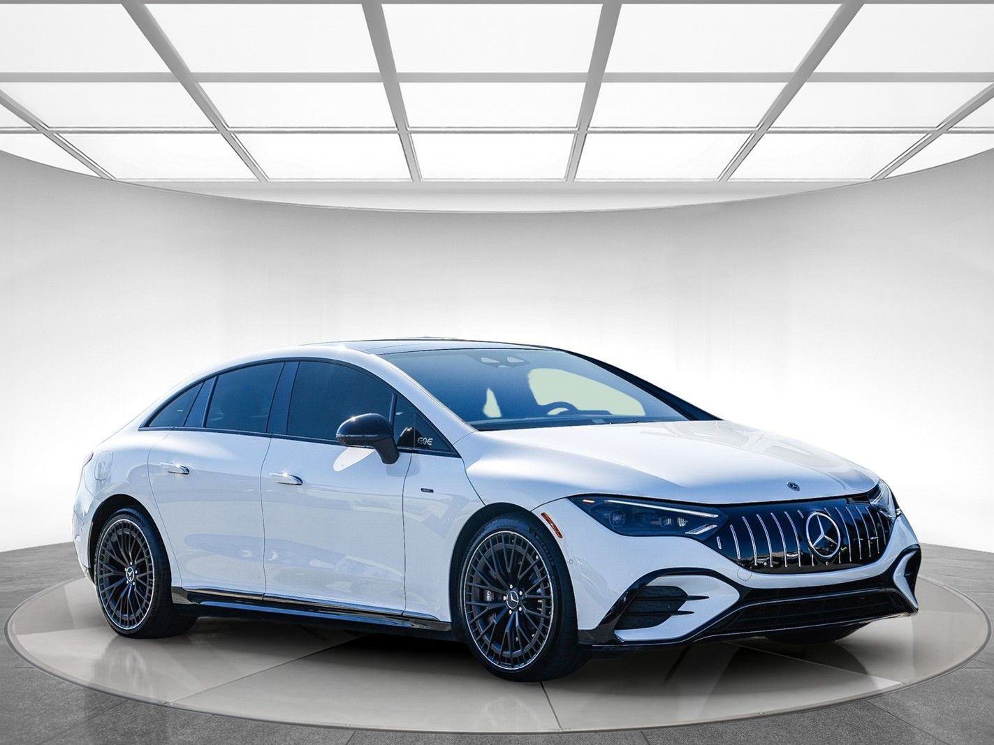 2023 Mercedes-Benz AMGÂ® EQE Base photo 4