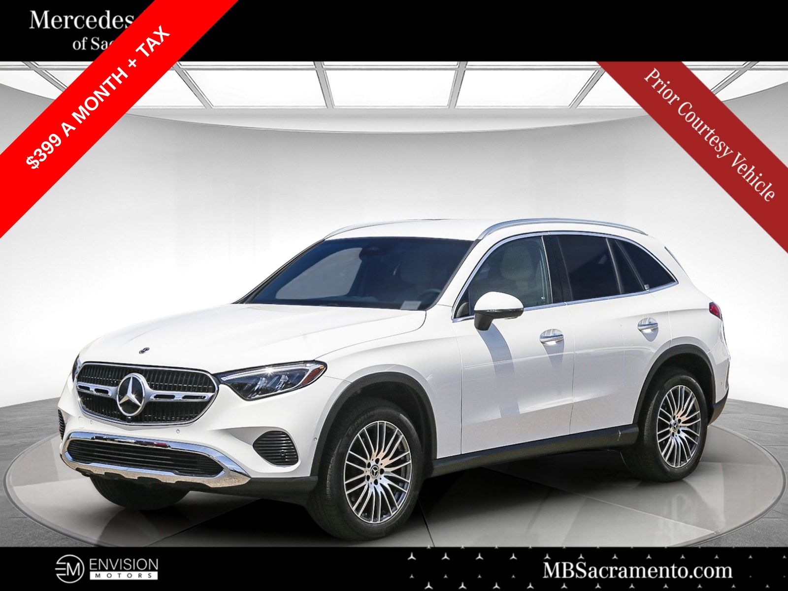 2026 Mercedes-Benz GLC GLC 300's photo