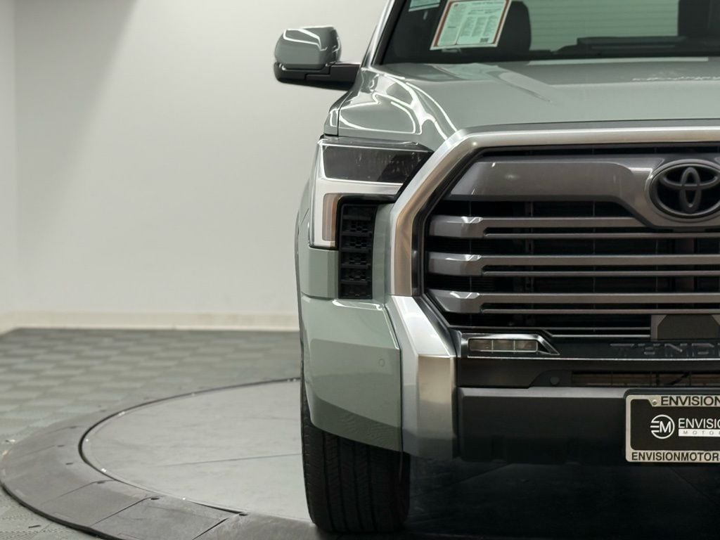 2025 Toyota Tundra Limited photo 4