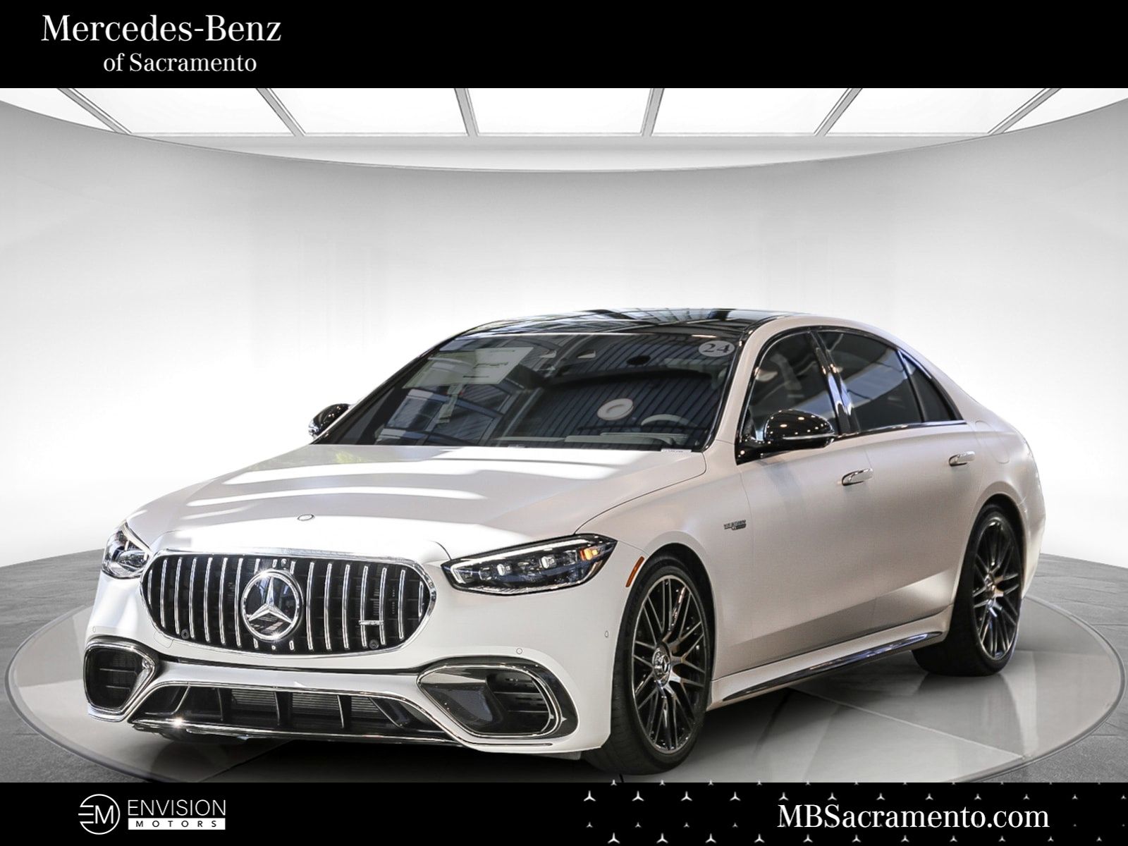 2024 Mercedes-Benz S-Class S 63 E-Performance's photo