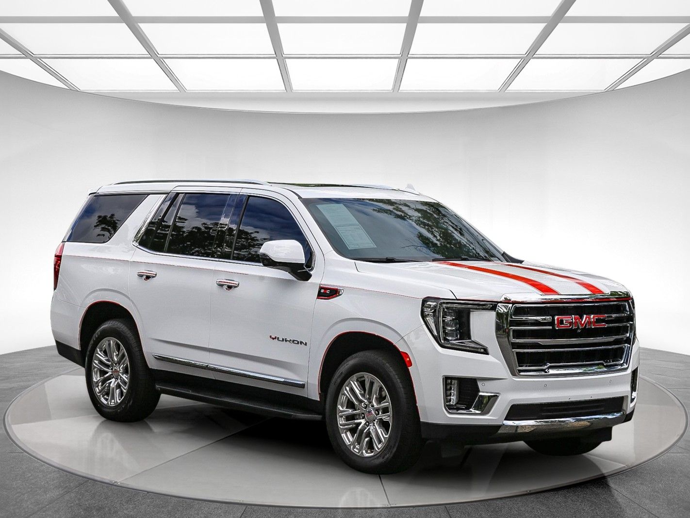 2022 GMC Yukon SLT photo 4