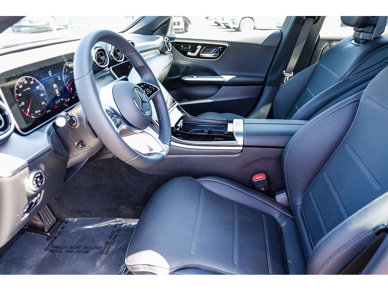 2025 Mercedes-Benz C-Class Sedan C 300 - Photo 18