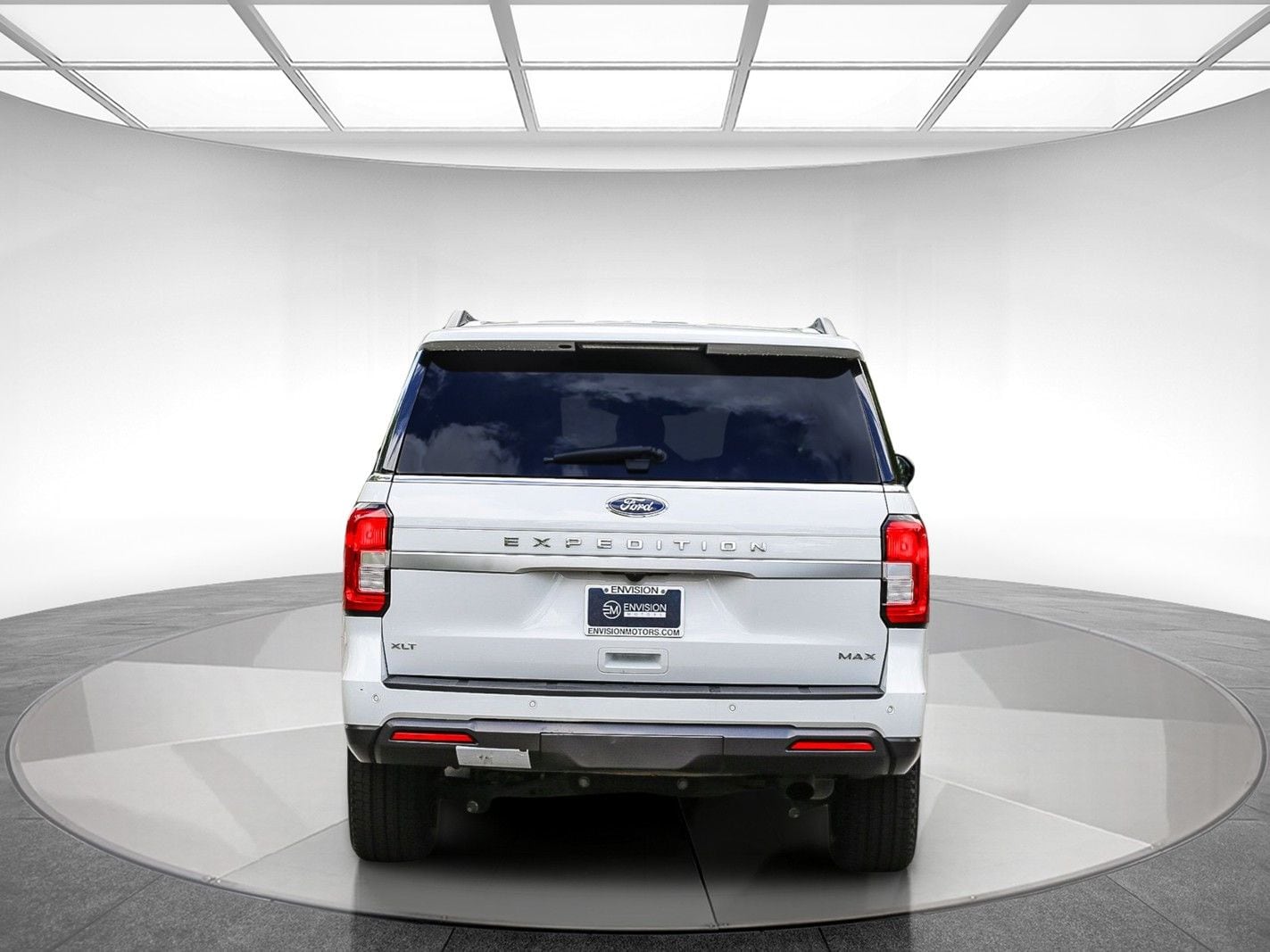 2024 Ford Expedition Max XLT photo 2
