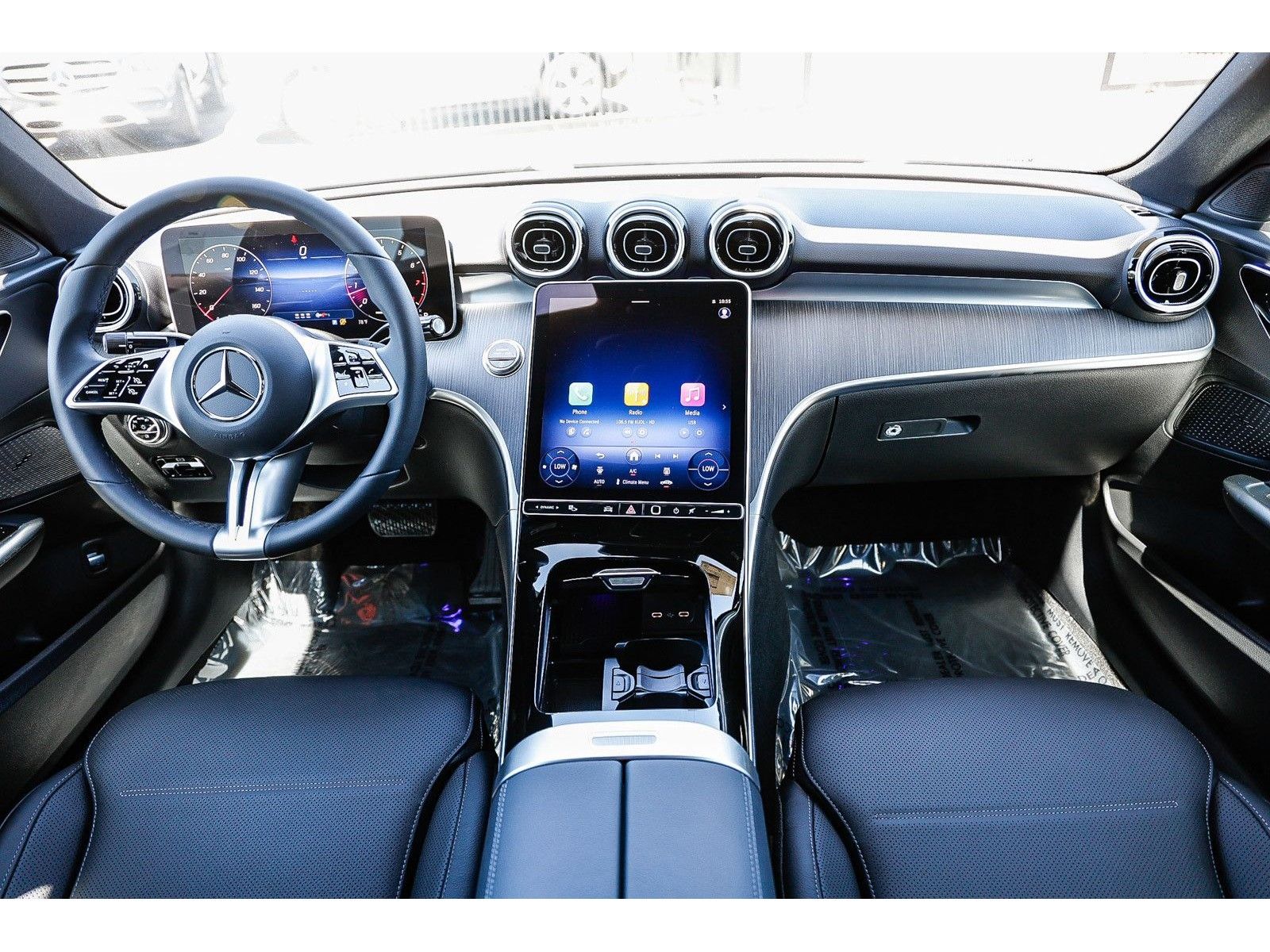 2025 Mercedes-Benz C-Class Sedan C 300 - Photo 9