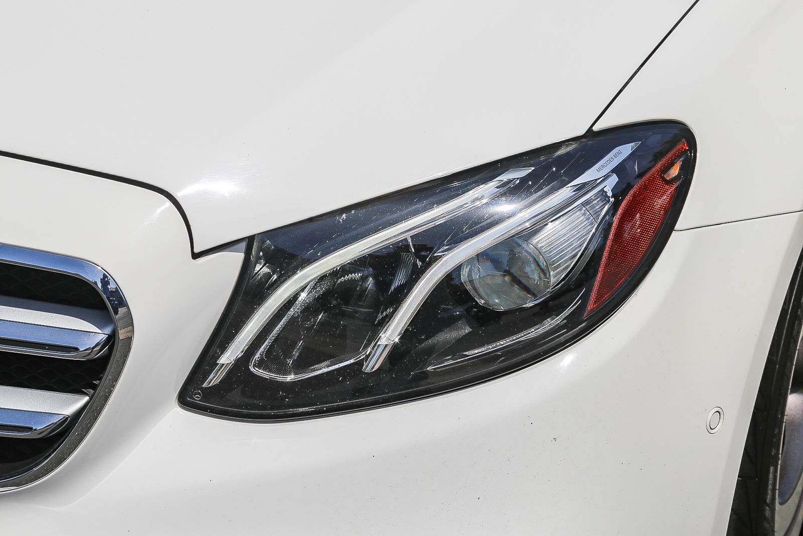 2019 Mercedes-Benz E-Class E 300 photo 6