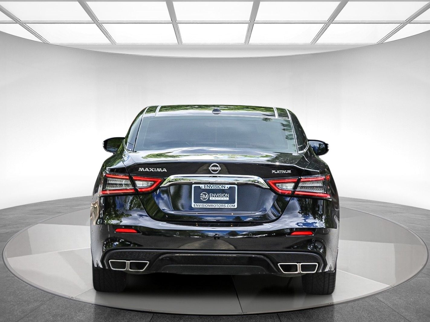 2023 Nissan Maxima Platinum photo 2