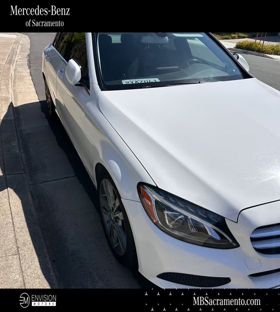 2015 Mercedes-Benz C-Class C300 Luxury's photo