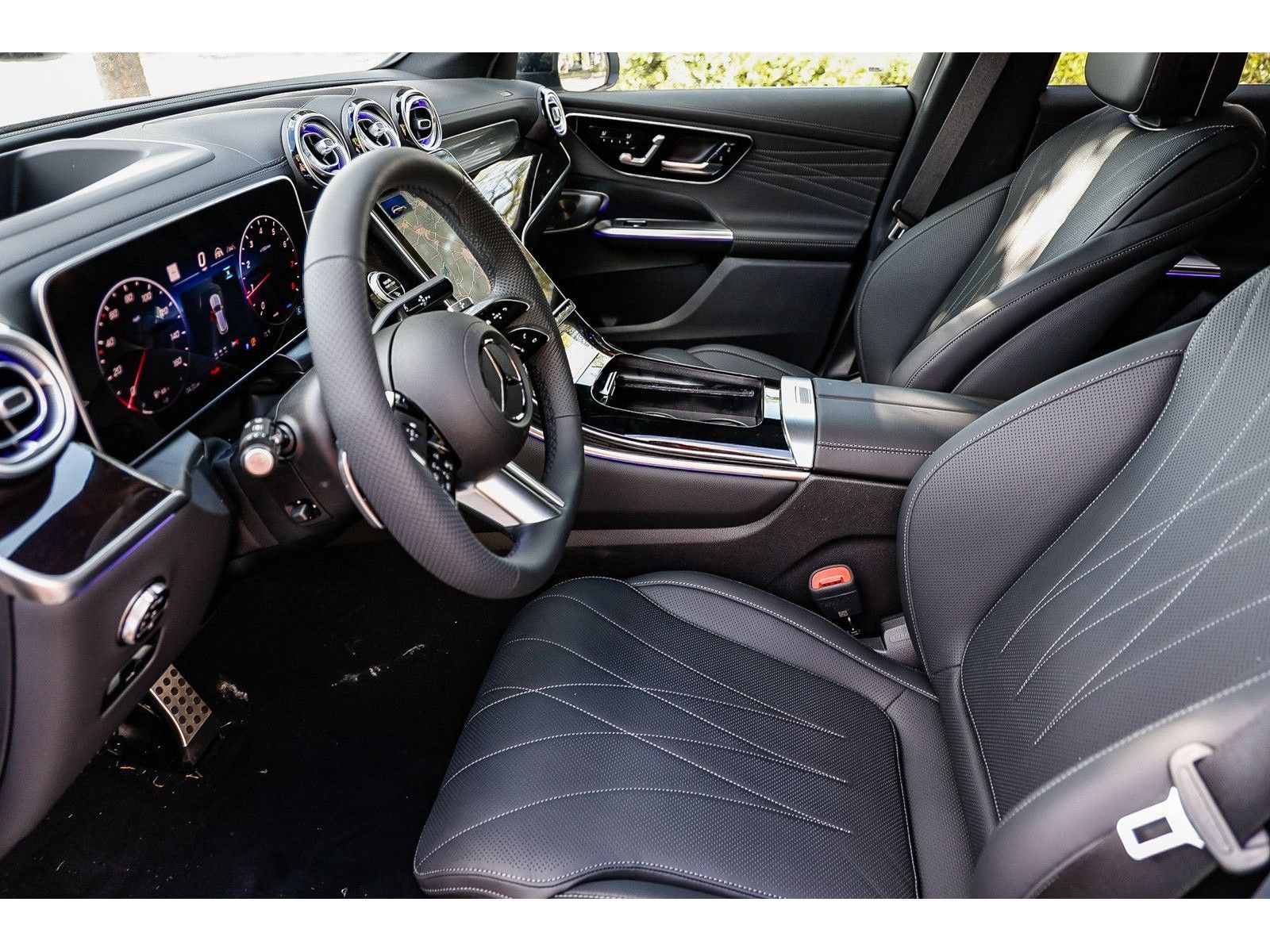 2025 Mercedes-Benz GLC Base - Photo 19